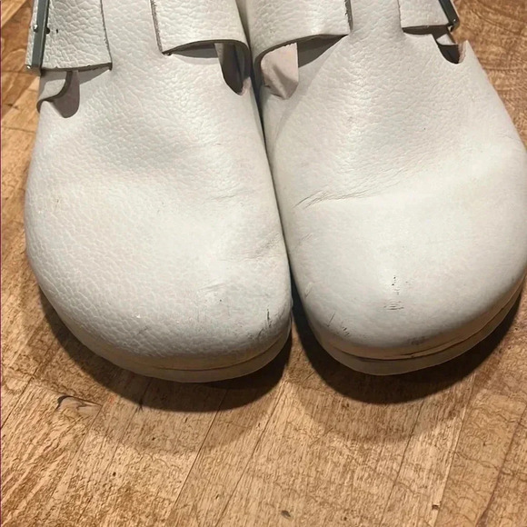 Birkenstock White Leather Clogs - Picture 6 of 7